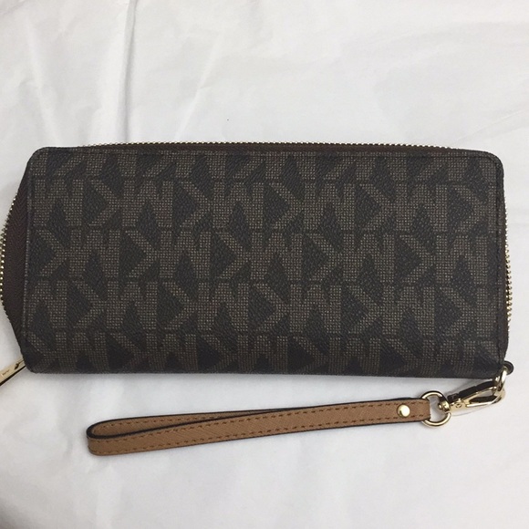 NWT Michael Kors MK Jet Set Monogram Wallet - Picture 8 of 8